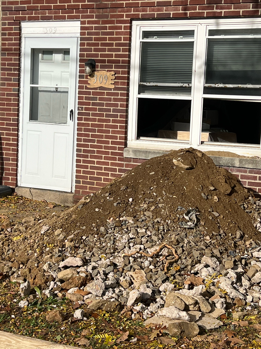 Photographic documentation of the work as submitted to the city's 311 record.