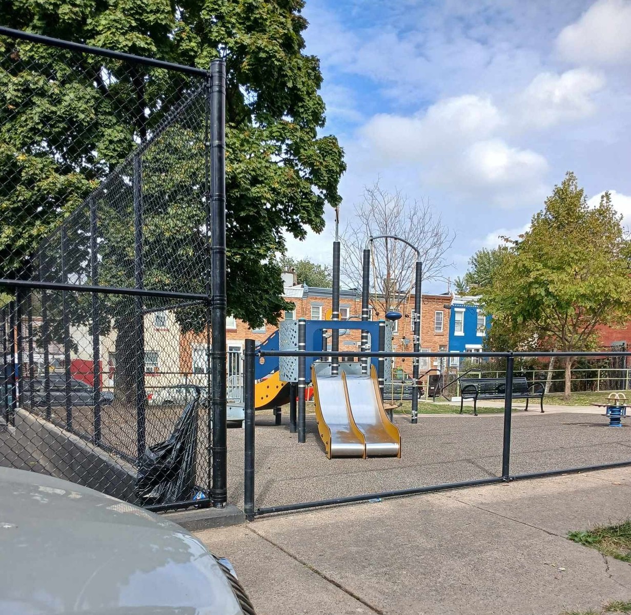 Photographic documentation of the work as submitted to the city's 311 record.