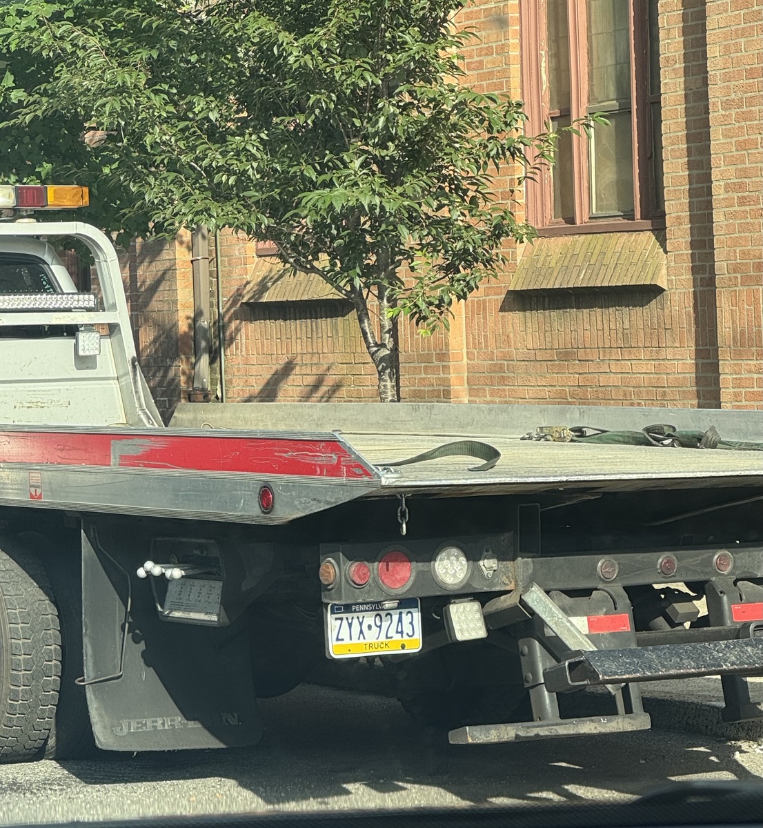 Photographic documentation of the work as submitted to the city's 311 record.