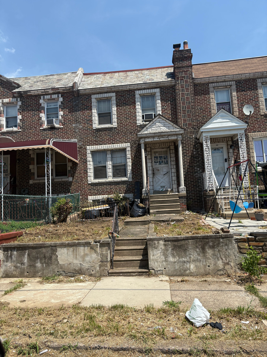 Photographic documentation of the work as submitted to the city's 311 record.