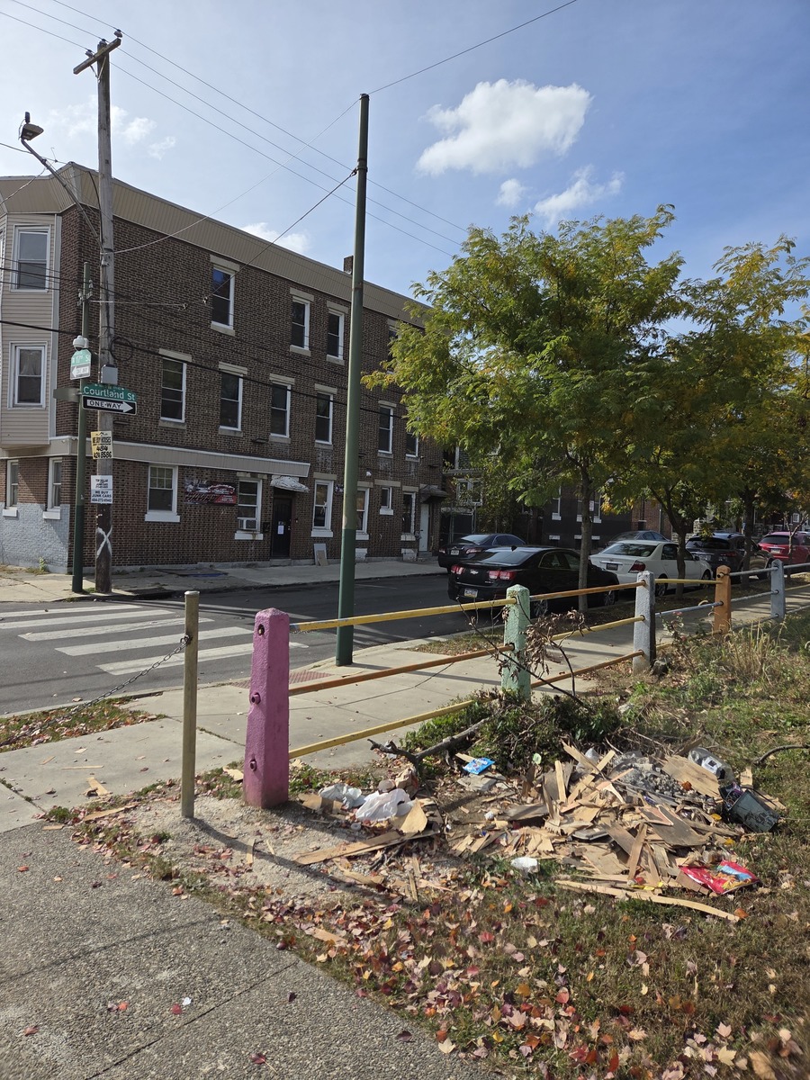 Photographic documentation of the work as submitted to the city's 311 record.