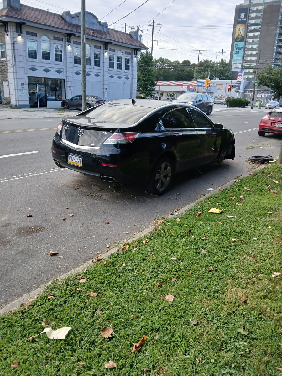 Photographic documentation of the work as submitted to the city's 311 record.