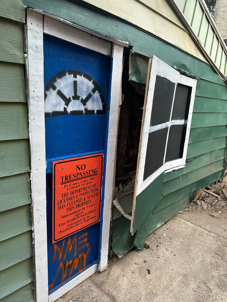 Photographic documentation of the work as submitted to the city's 311 record.