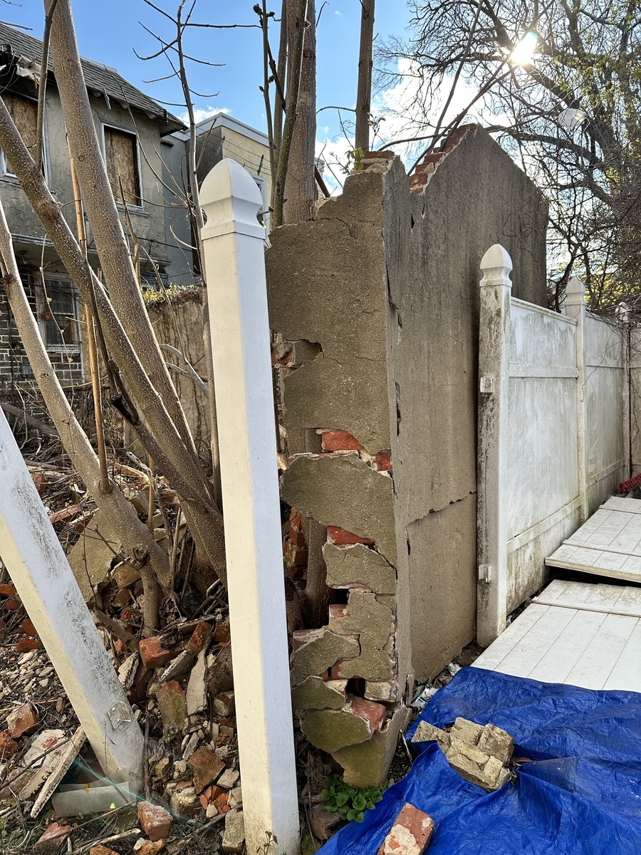 Photographic documentation of the work as submitted to the city's 311 record.