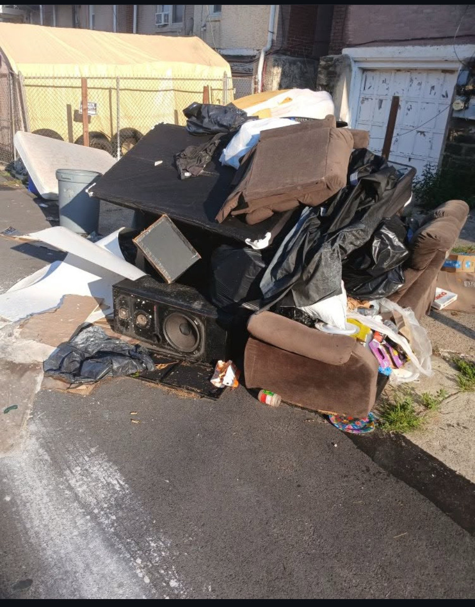 Photographic documentation of the work as submitted to the city's 311 record.