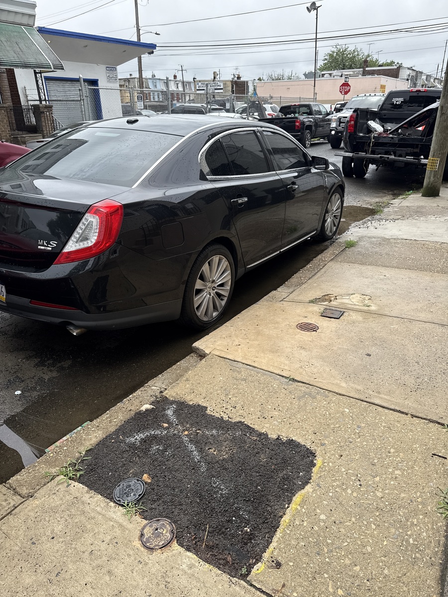 Photographic documentation of the work as submitted to the city's 311 record.