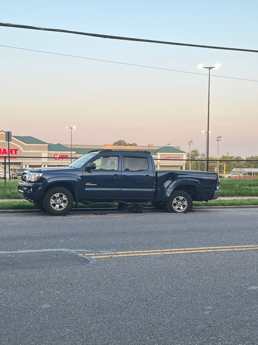 Photographic documentation of the work as submitted to the city's 311 record.
