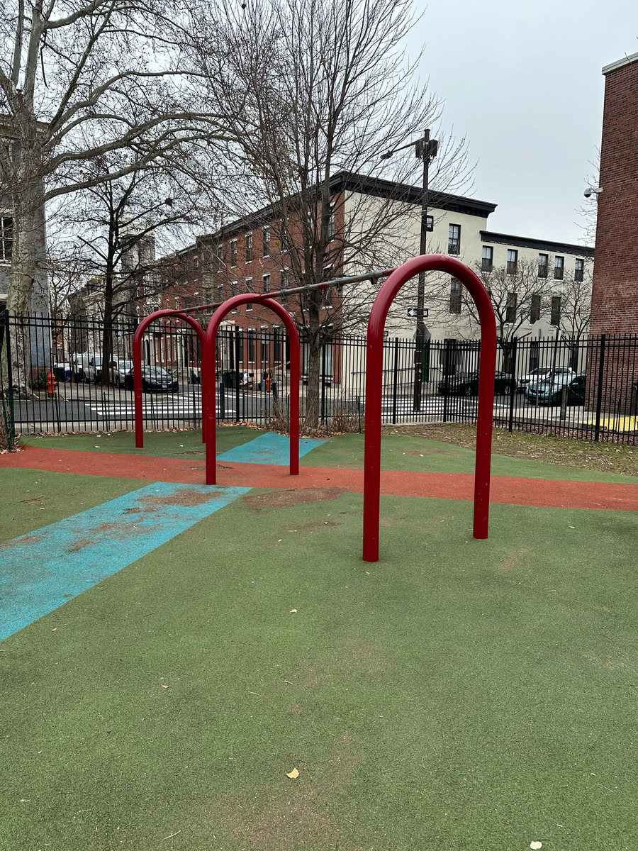 Photographic documentation of the work as submitted to the city's 311 record.