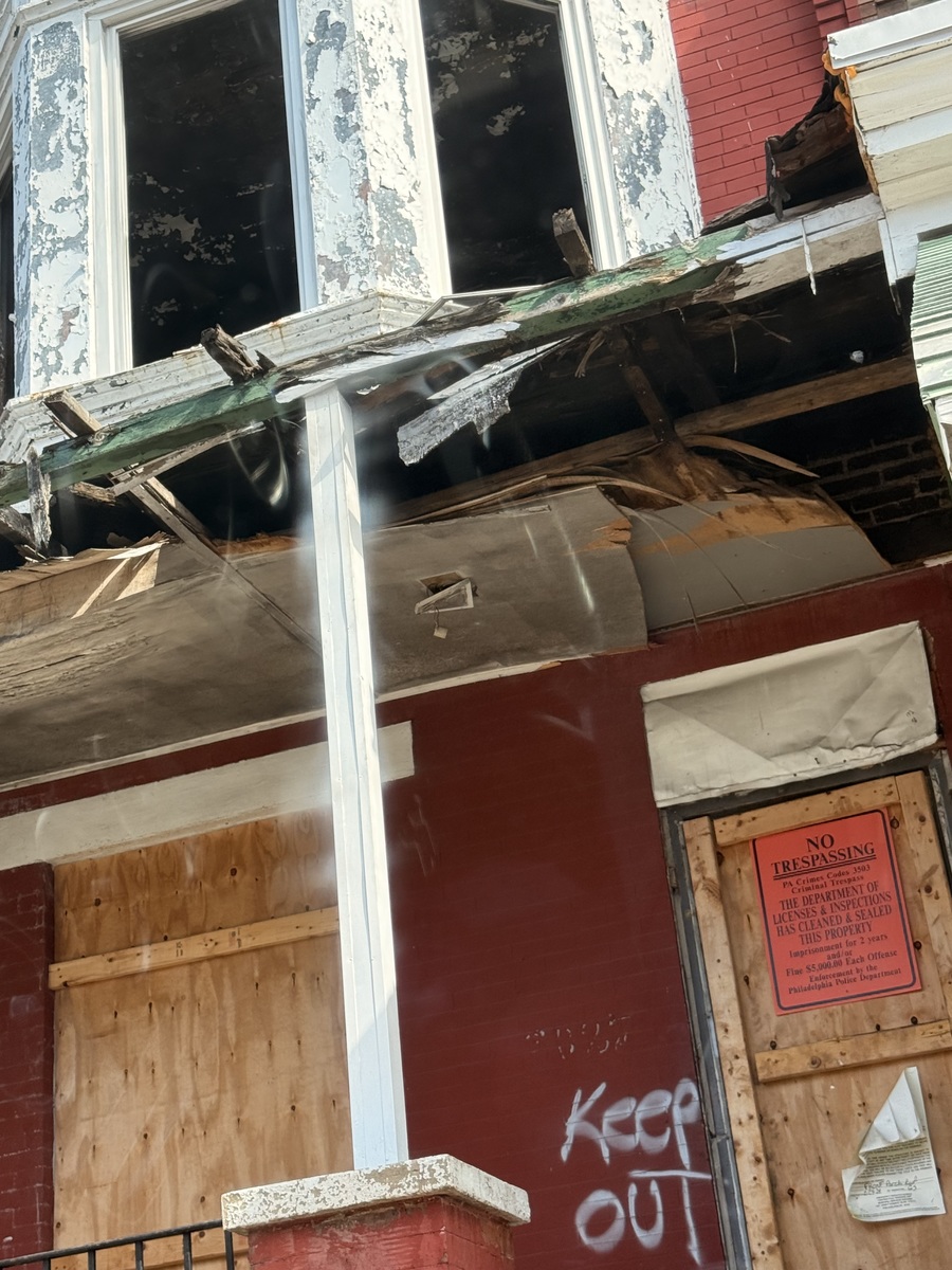 Photographic documentation of the work as submitted to the city's 311 record.