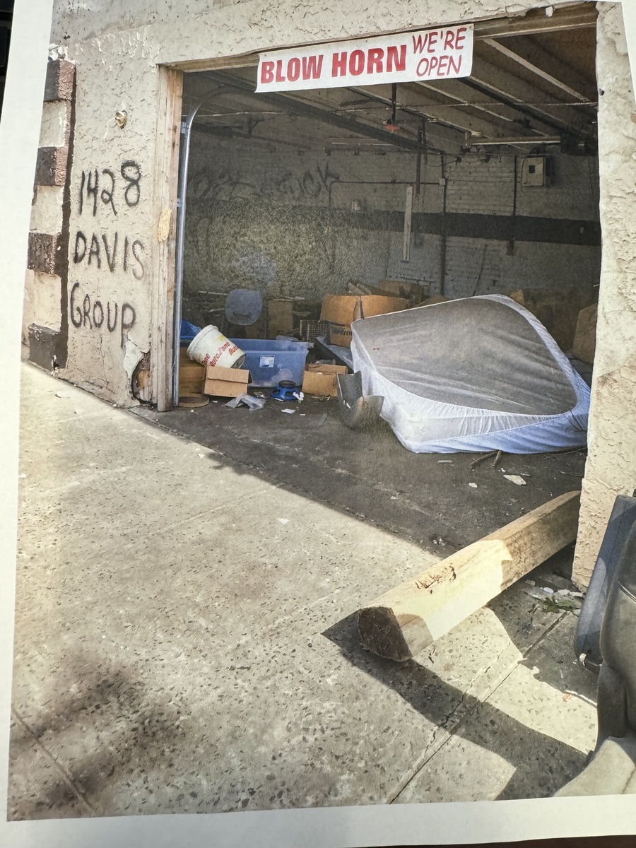Photographic documentation of the work as submitted to the city's 311 record.