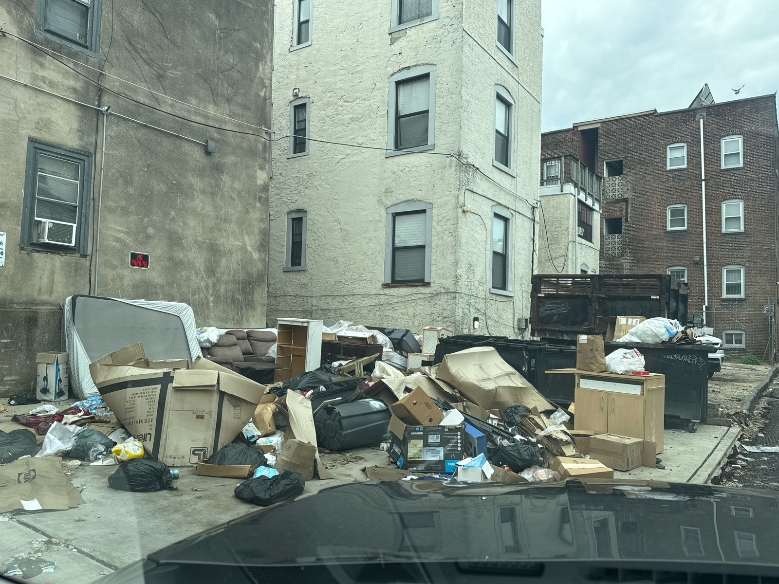 Photographic documentation of the work as submitted to the city's 311 record.
