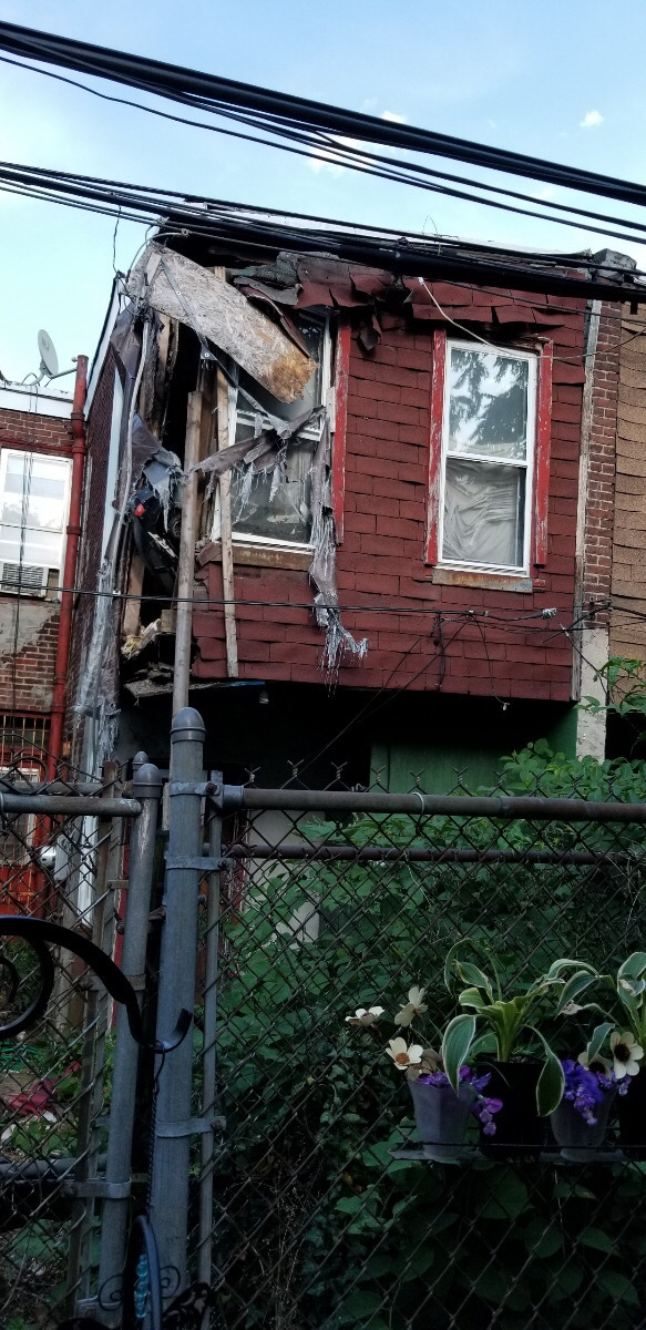 Photographic documentation of the work as submitted to the city's 311 record.
