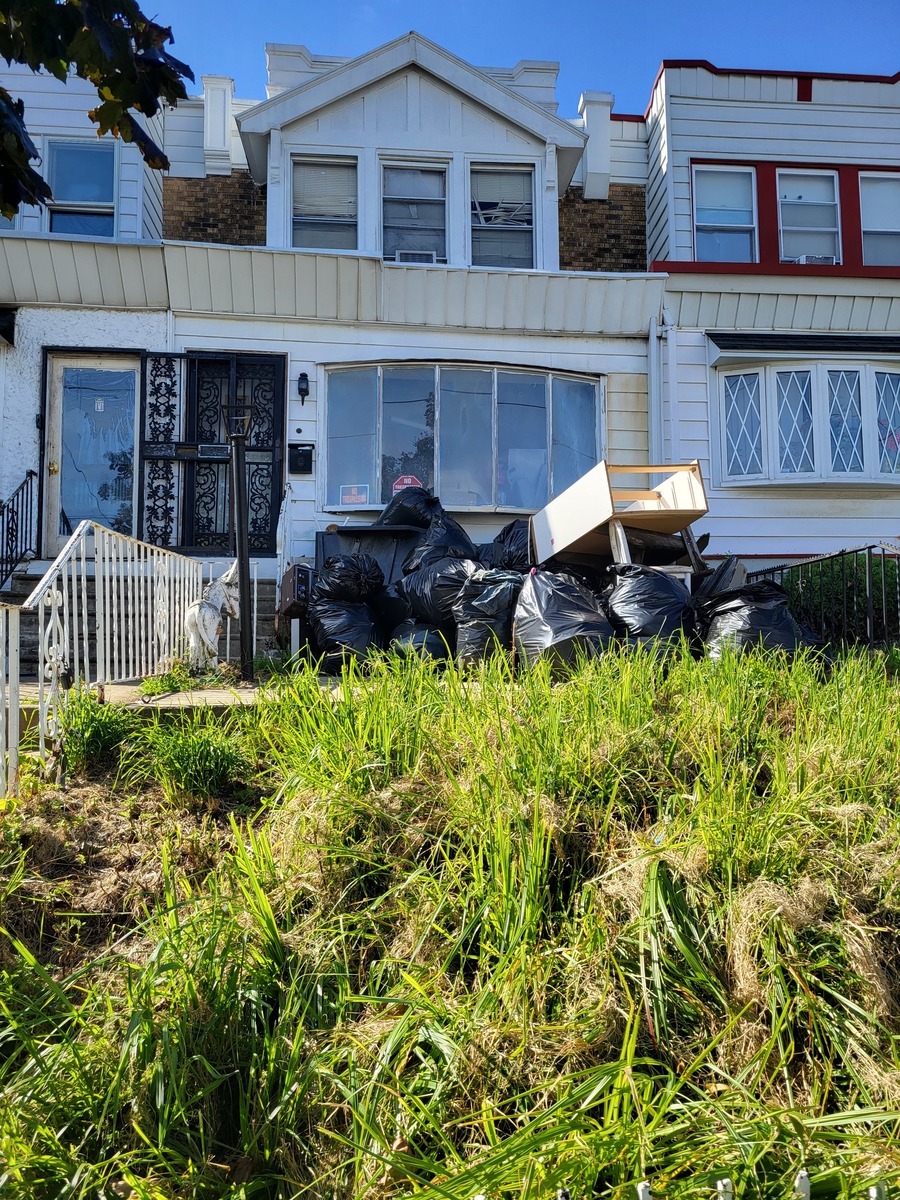 Photographic documentation of the work as submitted to the city's 311 record.