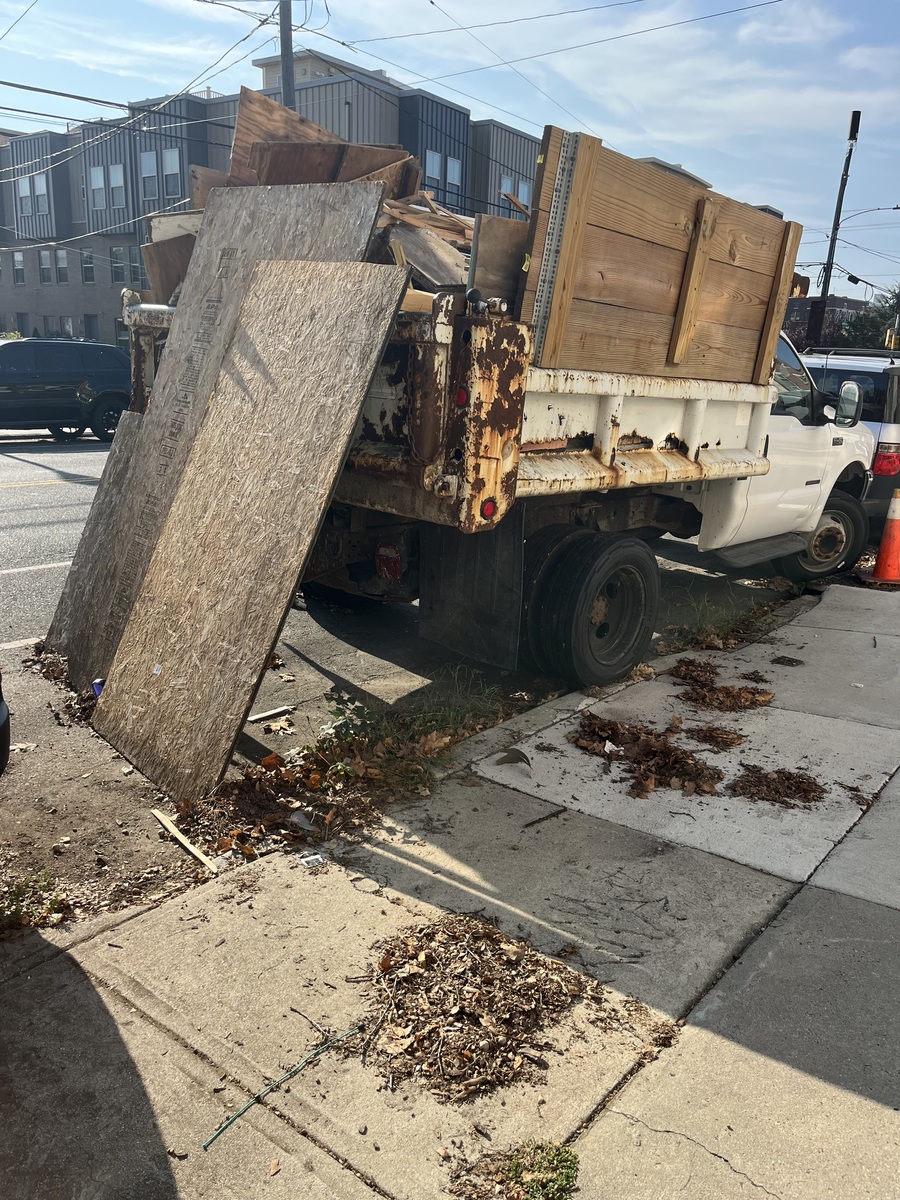 Photographic documentation of the work as submitted to the city's 311 record.