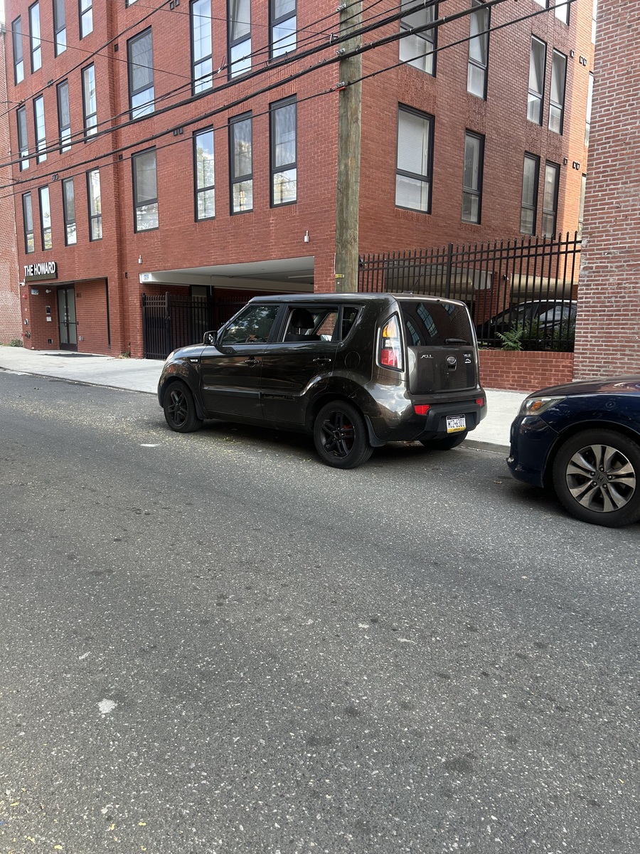 Photographic documentation of the work as submitted to the city's 311 record.