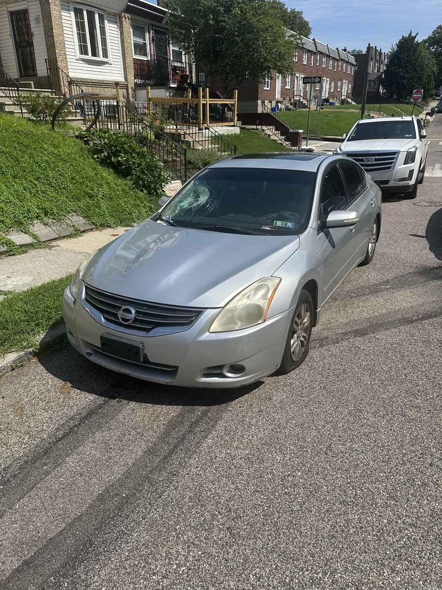 Photographic documentation of the work as submitted to the city's 311 record.