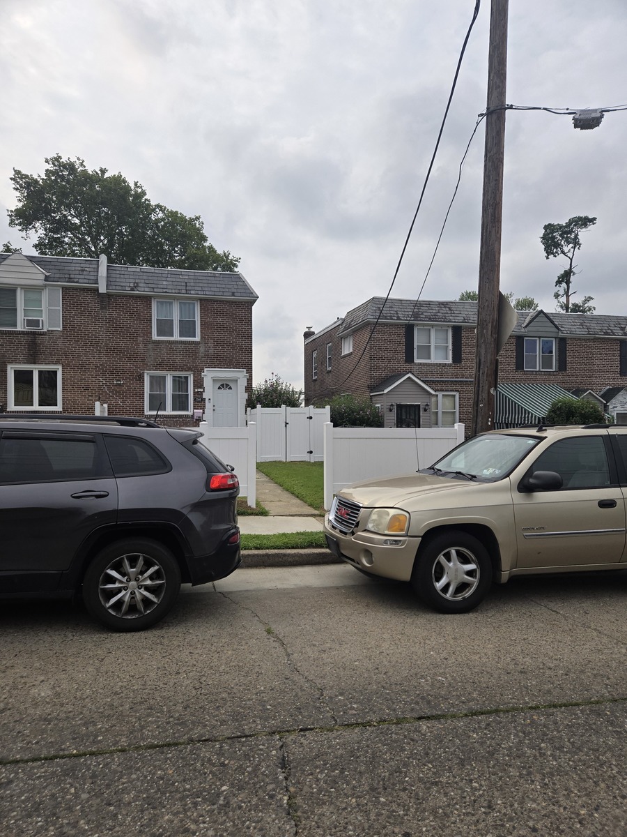 Photographic documentation of the work as submitted to the city's 311 record.