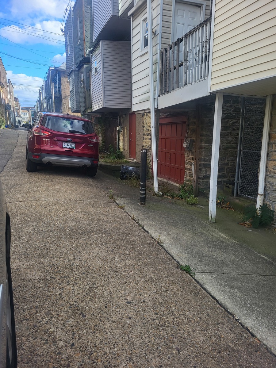 Photographic documentation of the work as submitted to the city's 311 record.