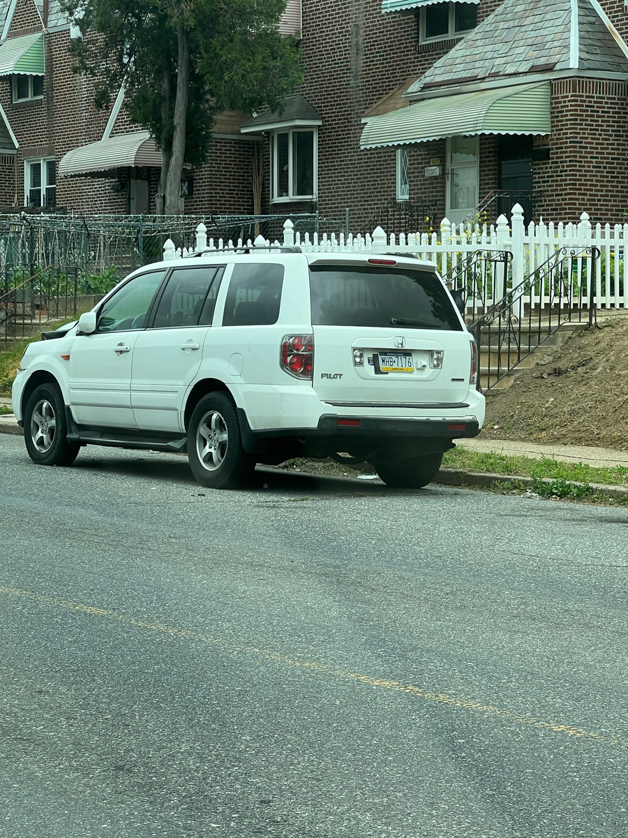 Photographic documentation of the work as submitted to the city's 311 record.