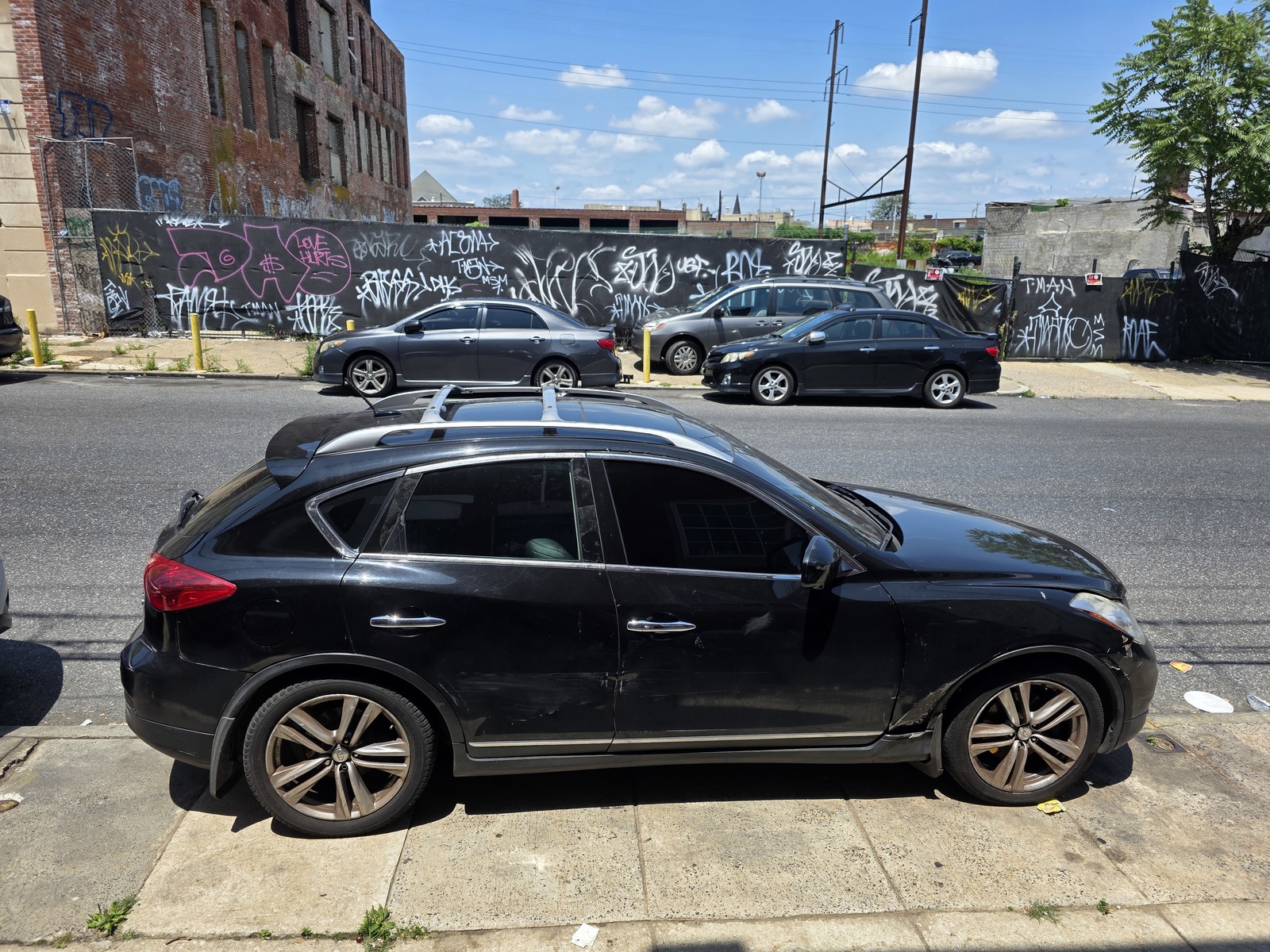 Photographic documentation of the work as submitted to the city's 311 record.