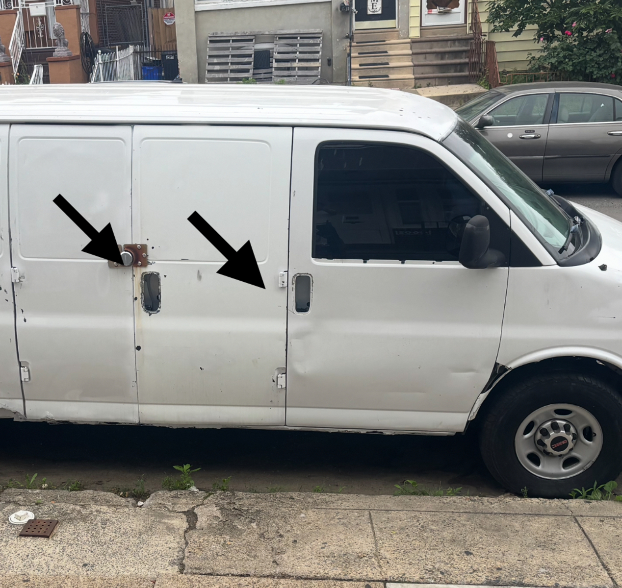 Photographic documentation of the work as submitted to the city's 311 record.