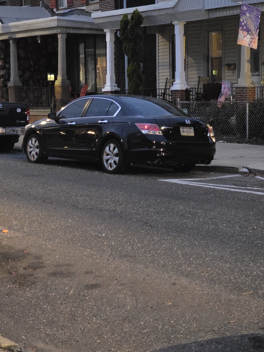 Photographic documentation of the work as submitted to the city's 311 record.