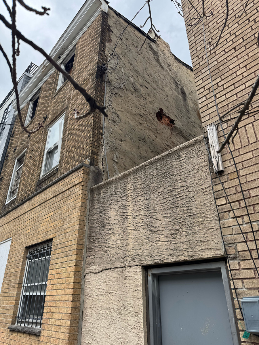 Photographic documentation of the work as submitted to the city's 311 record.