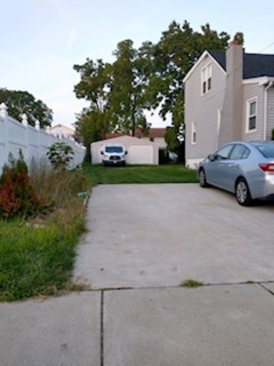 Photographic documentation of the work as submitted to the city's 311 record.
