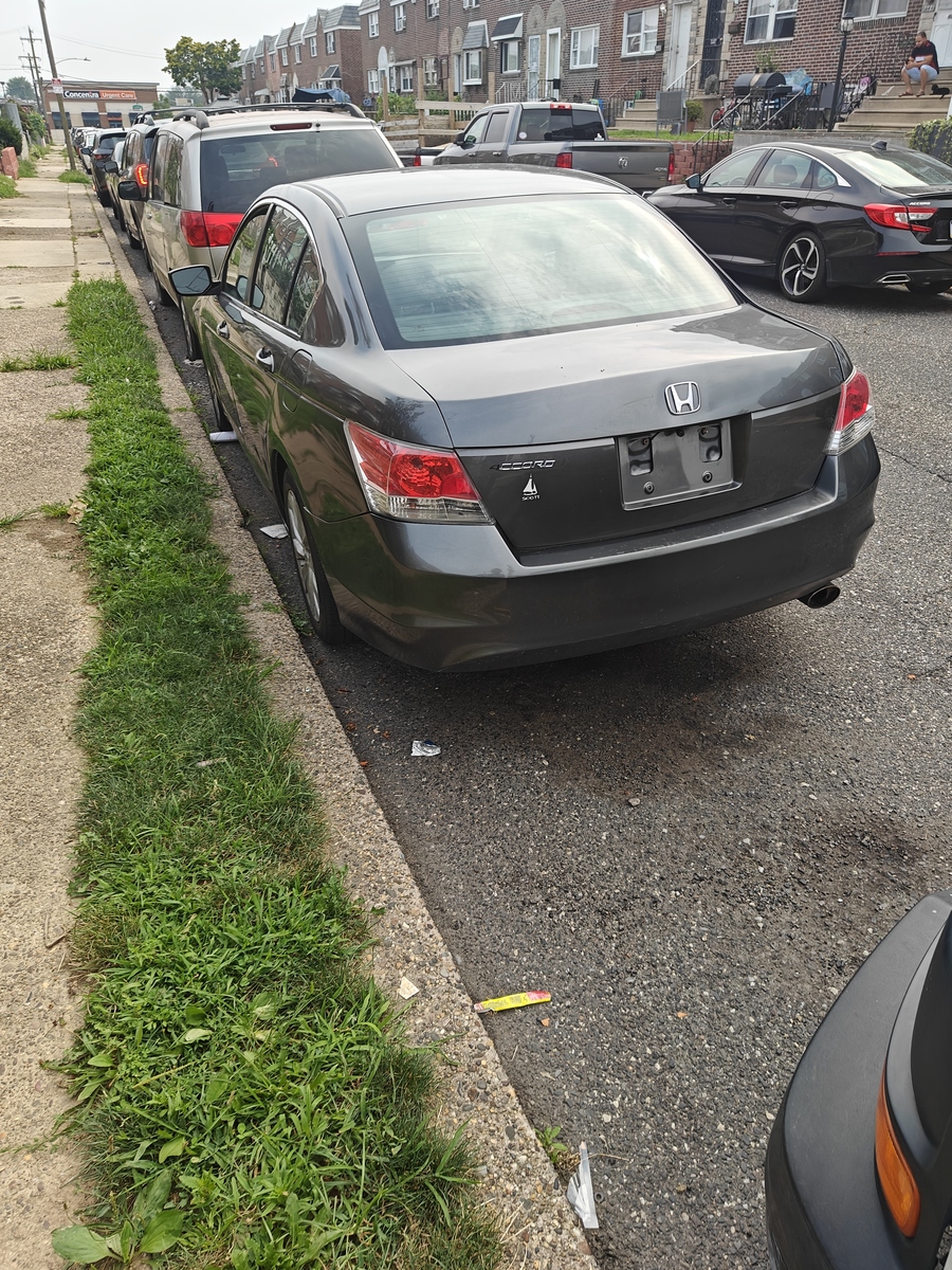 Photographic documentation of the work as submitted to the city's 311 record.
