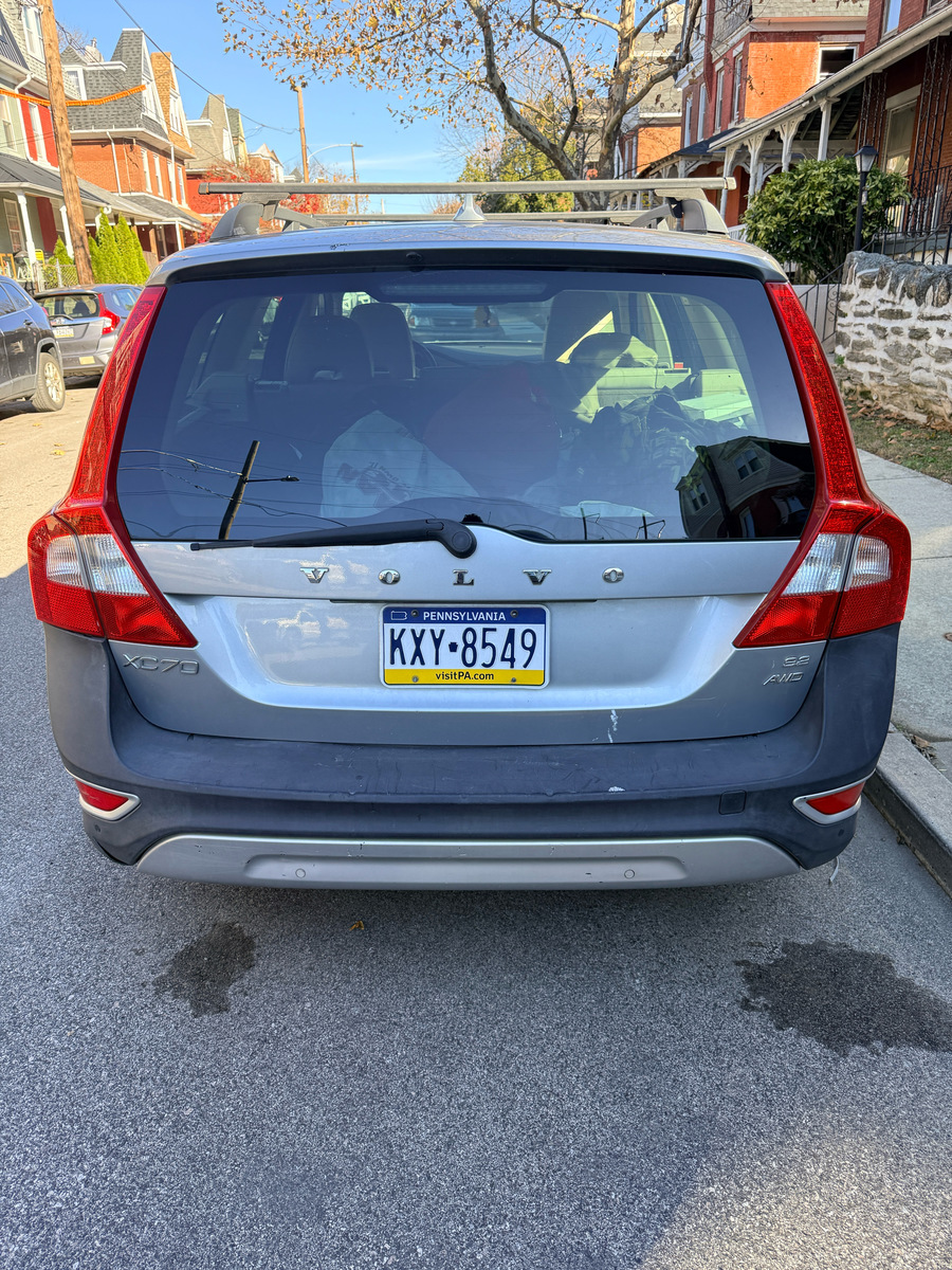 Photographic documentation of the work as submitted to the city's 311 record.