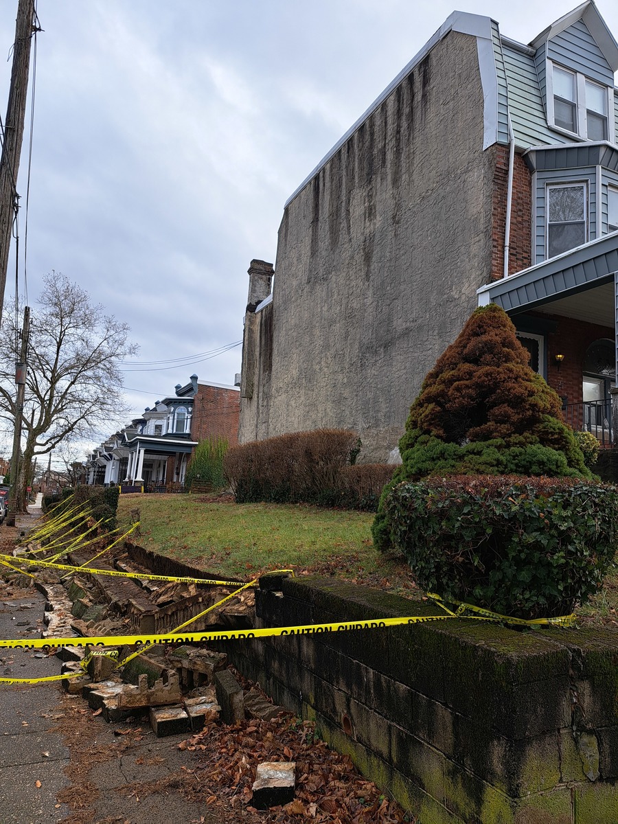 Photographic documentation of the work as submitted to the city's 311 record.