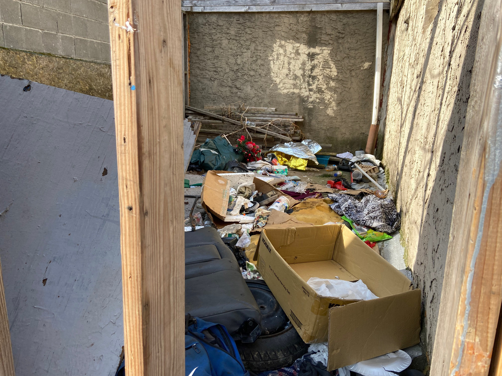 Photographic documentation of the work as submitted to the city's 311 record.