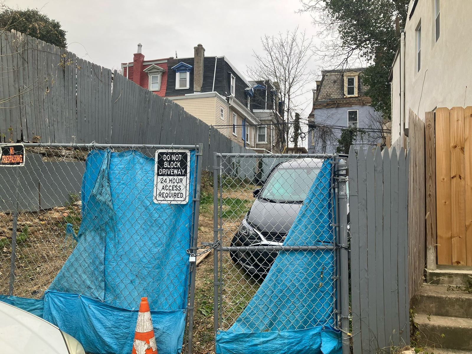 Photographic documentation of the work as submitted to the city's 311 record.