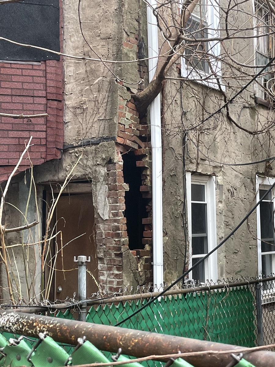Photographic documentation of the work as submitted to the city's 311 record.