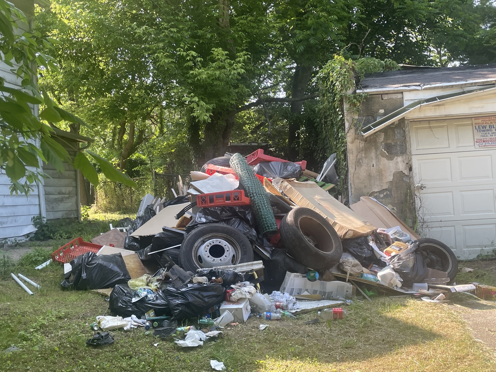 Photographic documentation of the work as submitted to the city's 311 record.