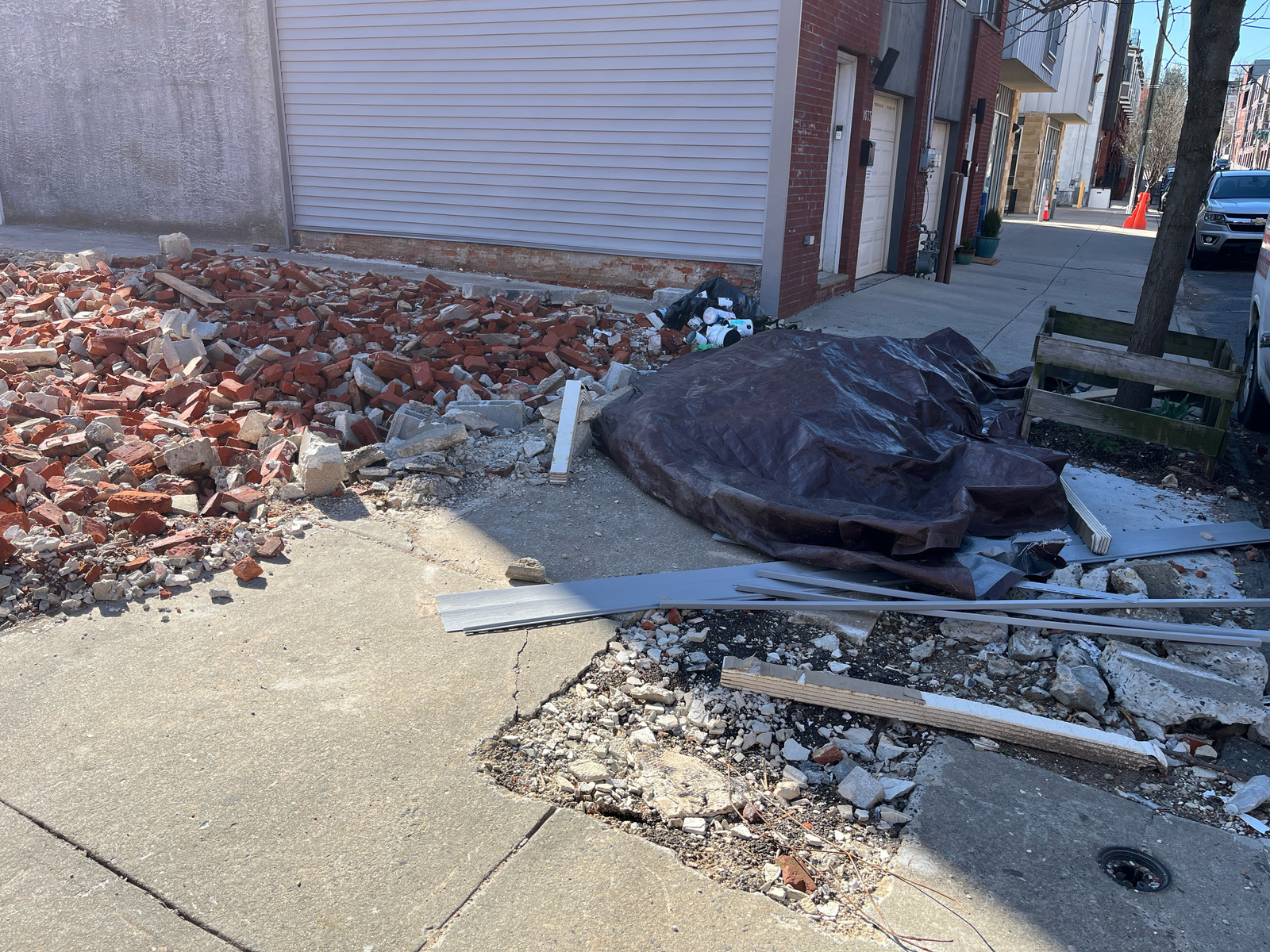 Photographic documentation of the work as submitted to the city's 311 record.