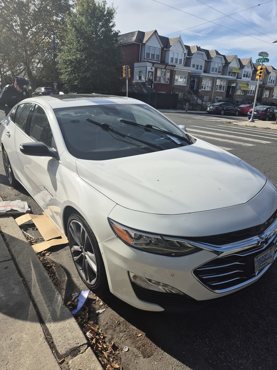 Photographic documentation of the work as submitted to the city's 311 record.
