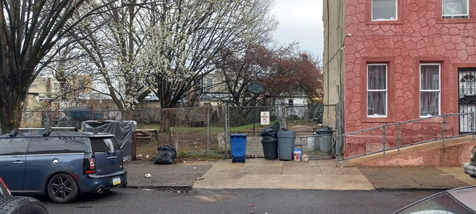 Photographic documentation of the work as submitted to the city's 311 record.