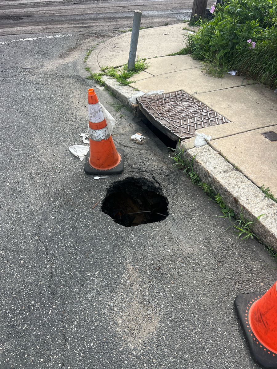 Photographic documentation of the work as submitted to the city's 311 record.