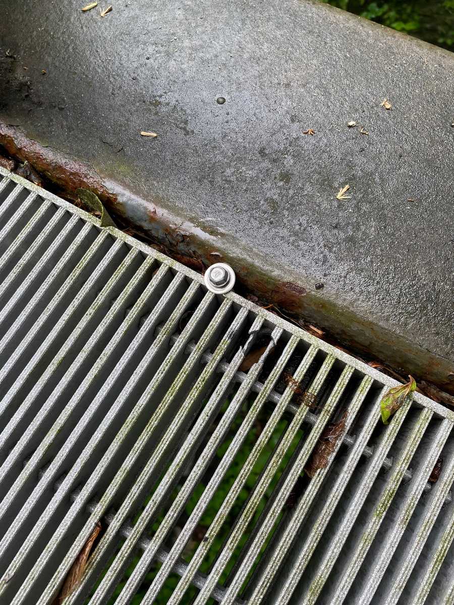 Photographic documentation of the work as submitted to the city's 311 record.