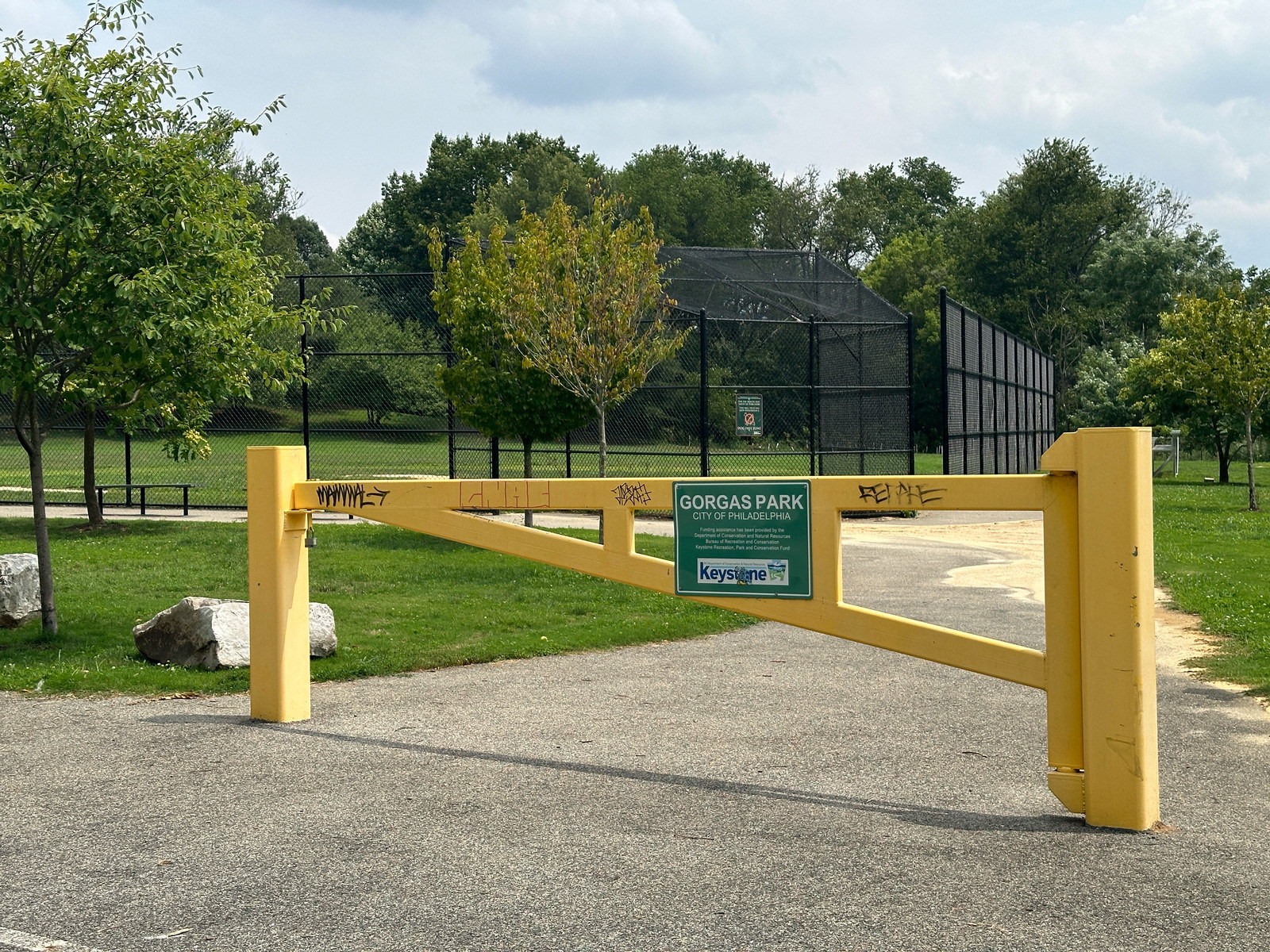 Photographic documentation of the work as submitted to the city's 311 record.