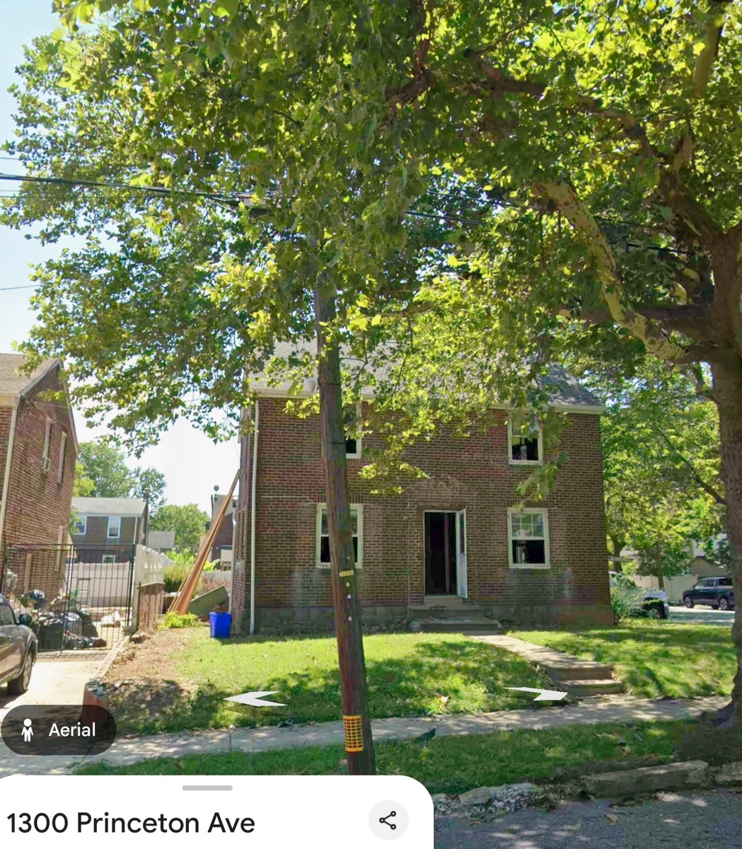 Photographic documentation of the work as submitted to the city's 311 record.