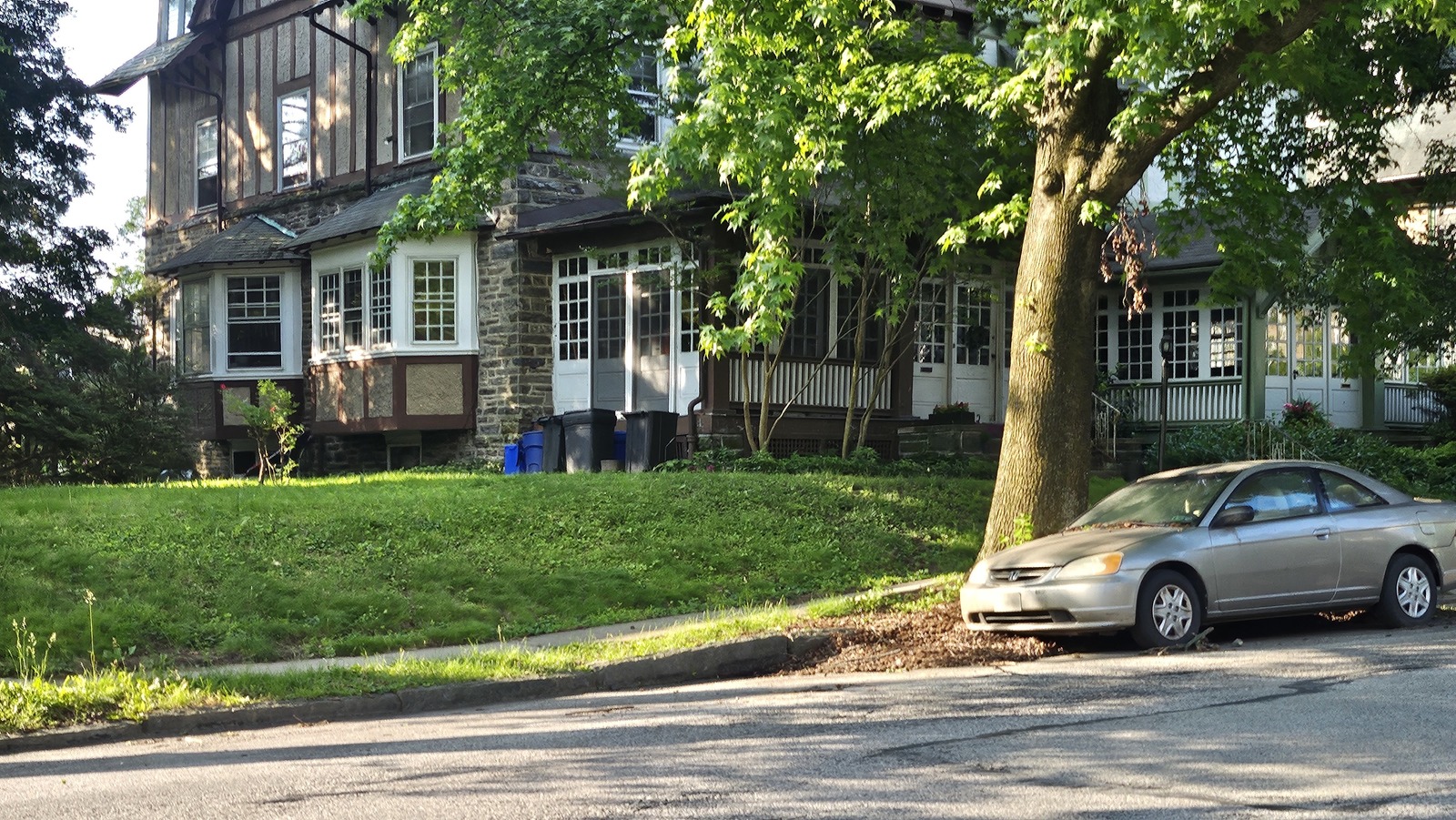 Photographic documentation of the work as submitted to the city's 311 record.