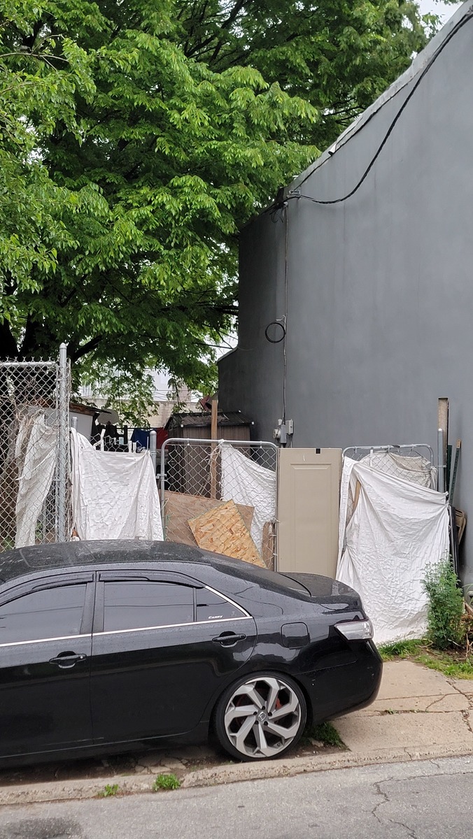 Photographic documentation of the work as submitted to the city's 311 record.