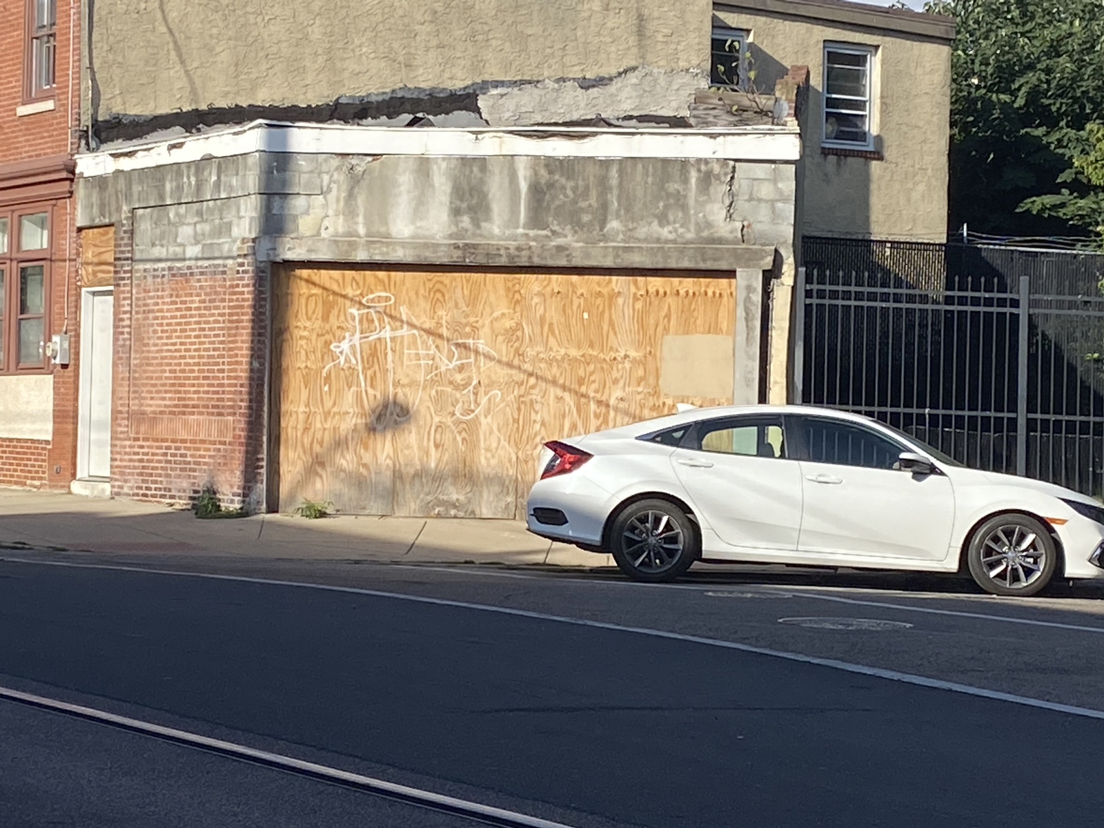 Photographic documentation of the work as submitted to the city's 311 record.