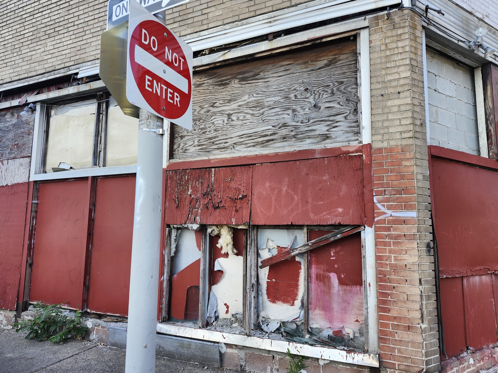 Photographic documentation of the work as submitted to the city's 311 record.