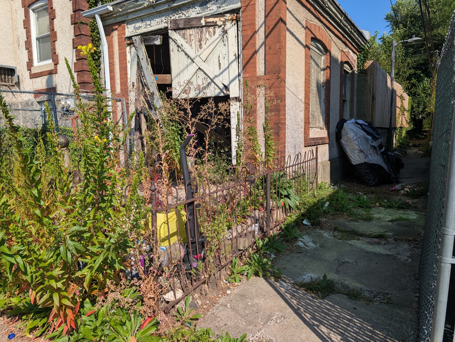 Photographic documentation of the work as submitted to the city's 311 record.