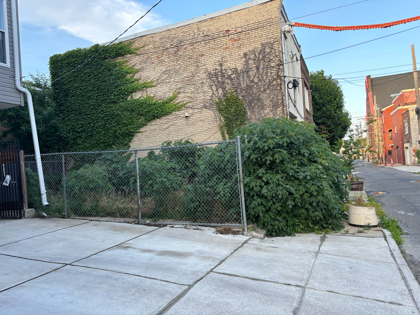 Photographic documentation of the work as submitted to the city's 311 record.