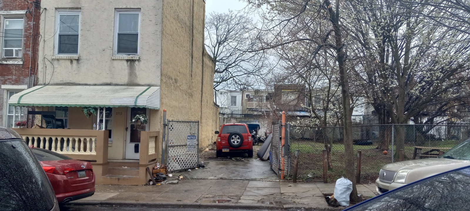 Photographic documentation of the work as submitted to the city's 311 record.