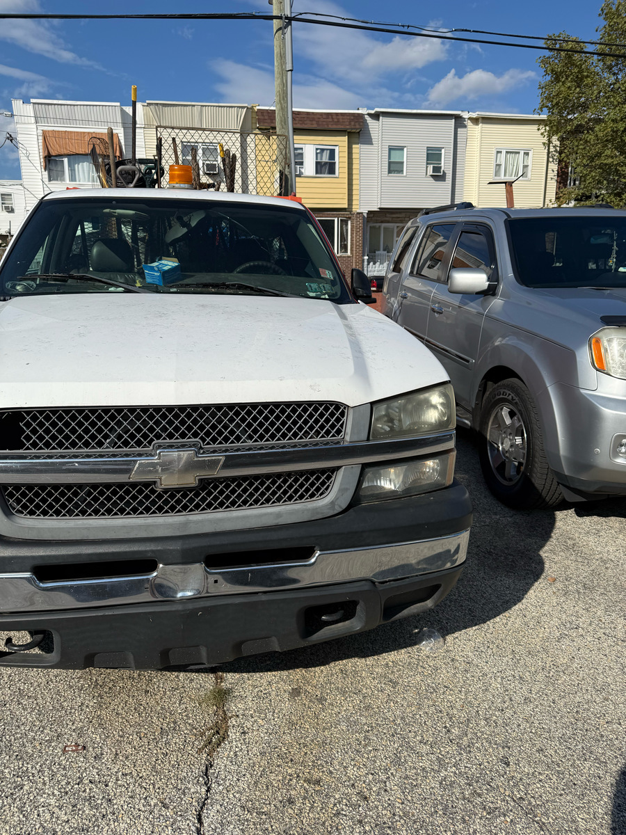 Photographic documentation of the work as submitted to the city's 311 record.